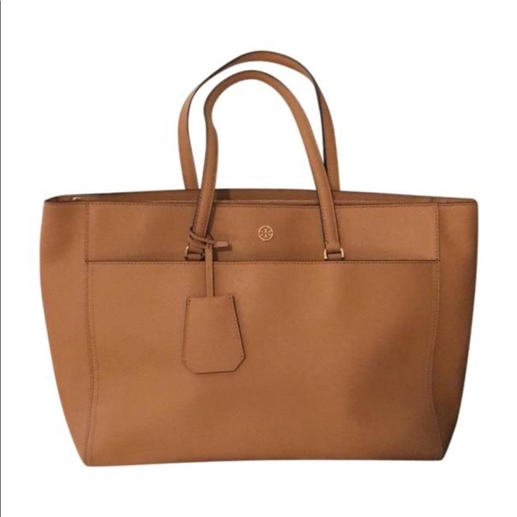 Tory Burch Handbags - Tory Burch Tote